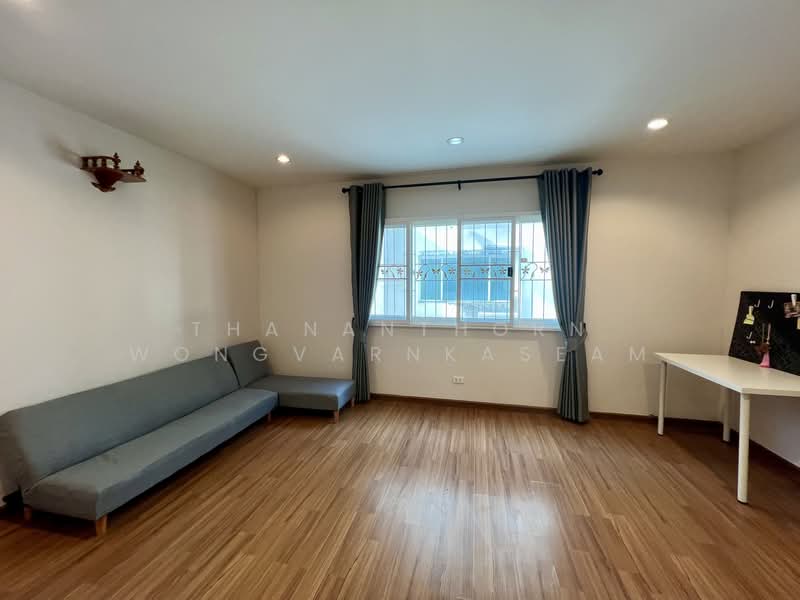 Villette City Pattanakarn 38, Bangkok, Phatthanakan Road, Prawet, Prawet, Bangkok, 3 Bedrooms, 190 sqm, Townhouse For Rent, by Thananthorn Wongvarnkaseam, 500175889 - DDproperty.com