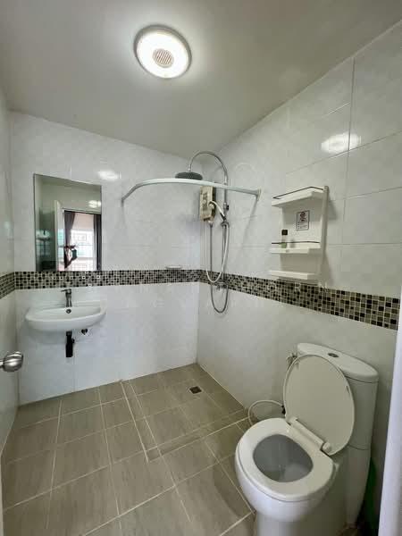 Villette City Pattanakarn 38, Bangkok, Phatthanakan Road, Prawet, Prawet, Bangkok, 3 Bedrooms, 190 sqm, Townhouse For Rent, by Thananthorn Wongvarnkaseam, 500175889 - DDproperty.com