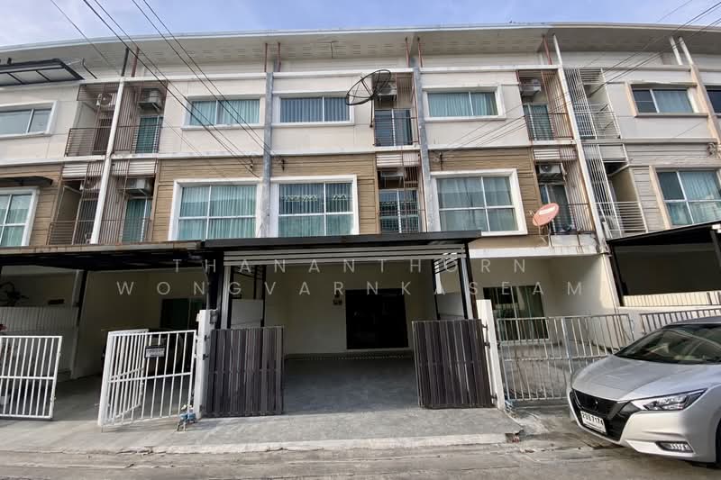 Villette City Pattanakarn 38, Bangkok, Phatthanakan Road, Prawet, Prawet, Bangkok, 3 Bedrooms, 190 sqm, Townhouse For Rent, by Thananthorn Wongvarnkaseam, 500175889 - DDproperty.com