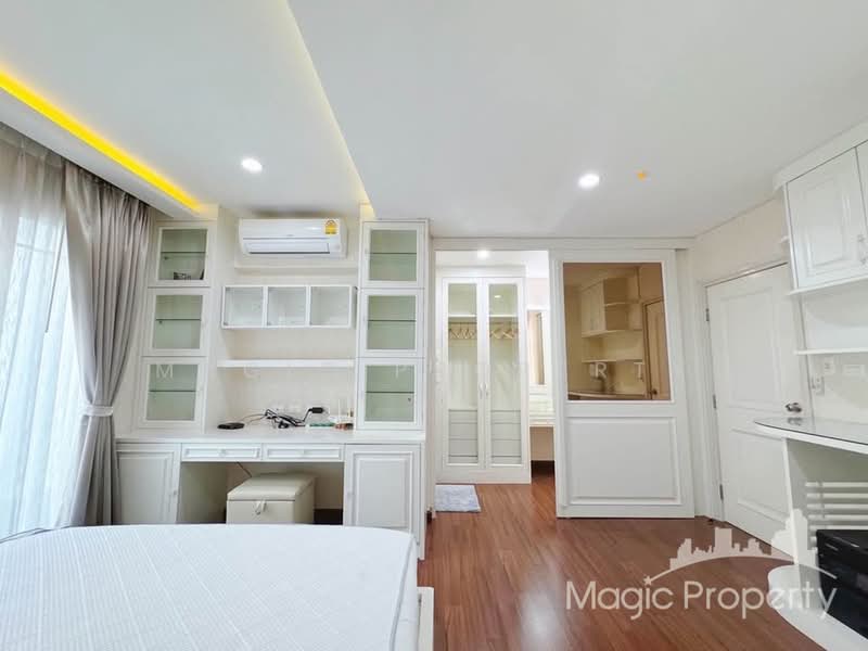 Leon Sukhumvit 62, Bangkok, Soi Sampopnaruemit, Bang Chak, Phra Khanong, Bangkok, 3 Bedrooms, 200 sqm, Townhouse For Rent, by Magic Property, 500175892 - DDproperty.com