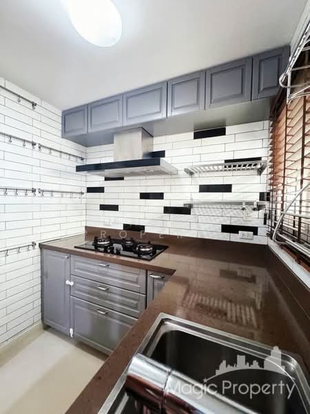 Leon Sukhumvit 62, Bangkok, Soi Sampopnaruemit, Bang Chak, Phra Khanong, Bangkok, 3 Bedrooms, 200 sqm, Townhouse For Rent, by Magic Property, 500175892 - DDproperty.com