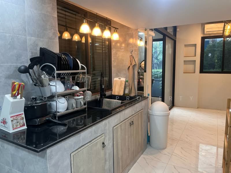 Pleno Rama 9 Krungthep Kreetha, Bangkok, Soi Kanchanaphisek 25 Yeak 1, Saphan Sung, Saphan Sung, Bangkok, 5 Bedrooms, 310 sqm, Townhouse For Rent, by Correct Property, 500175898 - DDproperty.com