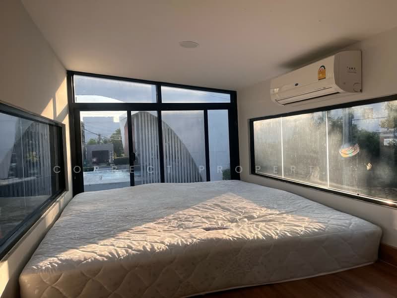 Pleno Rama 9 Krungthep Kreetha, Bangkok, Soi Kanchanaphisek 25 Yeak 1, Saphan Sung, Saphan Sung, Bangkok, 5 Bedrooms, 310 sqm, Townhouse For Rent, by Correct Property, 500175898 - DDproperty.com