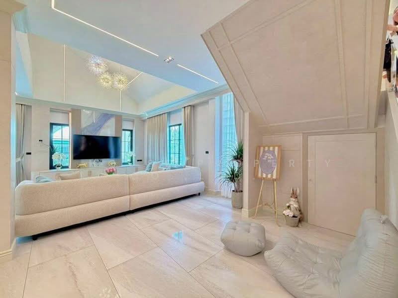 Luxury mansion for sale in Soi Siam Country Club, Pattaya., Chon Buri (Pattaya), Nong Pru, Bang Lamung (Pattaya), Chon Buri (Pattaya), 5 Bedrooms, 1,600 sqm, Single Detached House For Sale, by A House Property Co.,Ltd., 500175905 - DDproperty.com