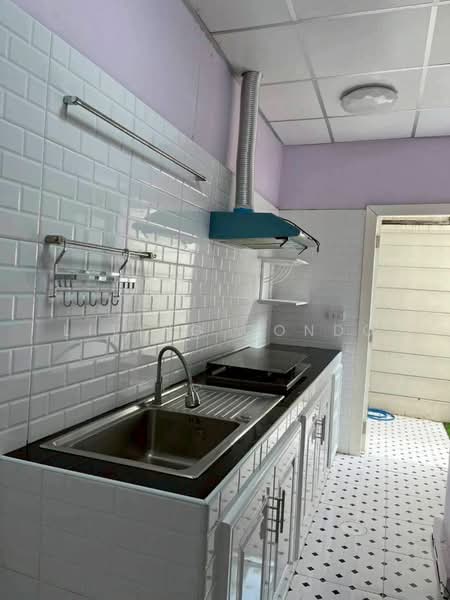 Villette City Pattanakarn 38, Bangkok, Phatthanakan Road, Prawet, Prawet, Bangkok, 3 Bedrooms, 250 sqm, Townhouse For Rent, by Living Condo, 500175914 - DDproperty.com