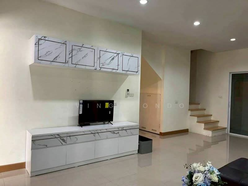 Villette City Pattanakarn 38, Bangkok, Phatthanakan Road, Prawet, Prawet, Bangkok, 3 Bedrooms, 250 sqm, Townhouse For Rent, by Living Condo, 500175914 - DDproperty.com