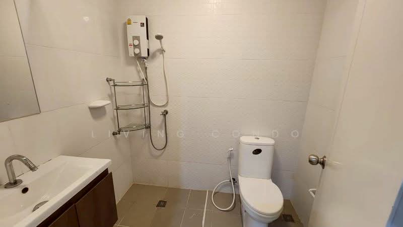 Villette City Pattanakarn 38, Bangkok, Phatthanakan Road, Prawet, Prawet, Bangkok, 3 Bedrooms, 250 sqm, Townhouse For Rent, by Living Condo, 500175914 - DDproperty.com