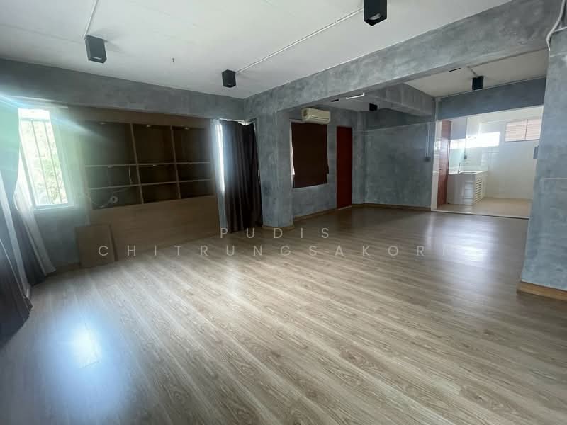 Commercial Building for Rent – Rama 9, Bangkok, Suan Luang, Suan Luang, Bangkok, , 900 sqm, Shophouse For Rent, by Pudis Chitrungsakorn, 500175918 - DDproperty.com