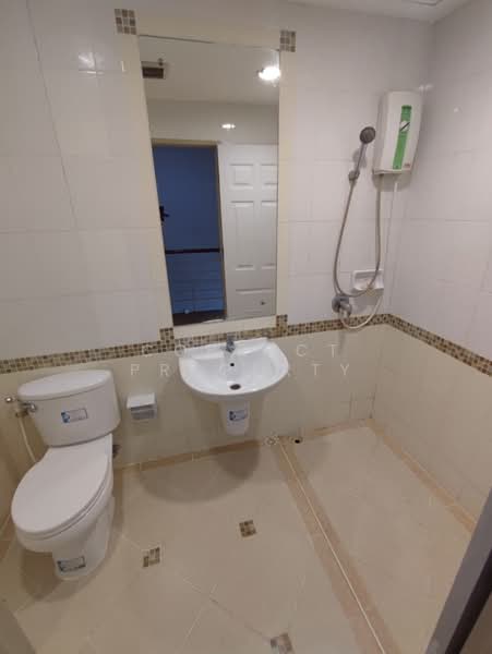 Baan Klang Muang The Paris Rama 9-Ramkamhaeng, Bangkok, Krungthep Kreetha Road, Hua Mak, Bang Kapi, Bangkok, 3 Bedrooms, 18 sqm, Townhouse For Rent, by Correct Property, 500175926 - DDproperty.com