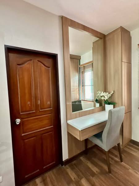 ให้เช่าบ้านเดี่ยวหลังหใหญ่ ม.เดอะคอมพลีท ใกล้ เจ ปาร์ค ศรีราชา, ชลบุรี, สุรศักดิ์, ศรีราชา, ชลบุรี, 180 ตร.ม., บ้านเดี่ยว ให้เช่า, โดย ดุสิต แสงฟ้า, 500175927 - DDproperty.com