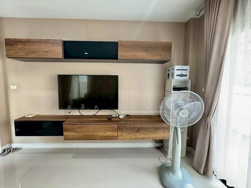 ให้เช่าบ้านเดี่ยวหลังหใหญ่ ม.เดอะคอมพลีท ใกล้ เจ ปาร์ค ศรีราชา, Chon Buri (Pattaya), Surasak, Si Racha, Chon Buri (Pattaya), 3 Bedrooms, 180 sqm, Single Detached House For Rent, by Dusit Saengfa, 500175927 - DDproperty.com