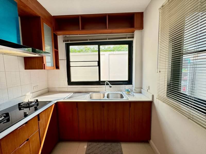 ให้เช่าบ้านเดี่ยวหลังหใหญ่ ม.เดอะคอมพลีท ใกล้ เจ ปาร์ค ศรีราชา, ชลบุรี, สุรศักดิ์, ศรีราชา, ชลบุรี, 180 ตร.ม., บ้านเดี่ยว ให้เช่า, โดย ดุสิต แสงฟ้า, 500175927 - DDproperty.com