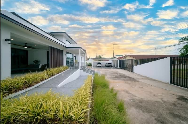 Pool villa pattaya North sukumwit Soi Photisan, Chon Buri (Pattaya), โพธิสาร, Na Kloe, Bang Lamung (Pattaya), Chon Buri (Pattaya), 4 Bedrooms, 400 sqm, Villa For Sale, by Sujiphat Sreewongpan, 500175974 - DDproperty.com