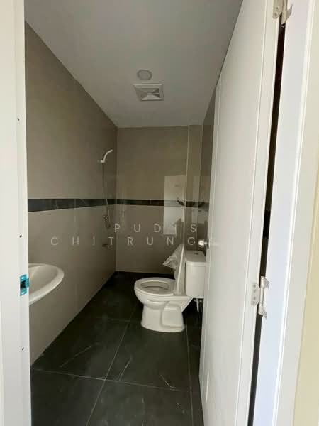 Commercial Building for Rent – Phatthanakan Road, Bangkok, Suan Luang, Suan Luang, Bangkok, , 300 sqm, Shophouse For Rent, by Pudis Chitrungsakorn, 500175980 - DDproperty.com