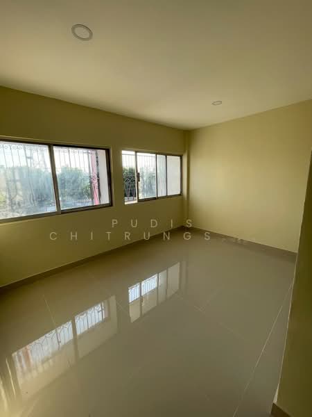 Commercial Building for Rent – Phatthanakan Road, Bangkok, Suan Luang, Suan Luang, Bangkok, , 300 sqm, Shophouse For Rent, by Pudis Chitrungsakorn, 500175980 - DDproperty.com