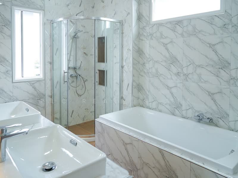 3 Bedroom Luxury House for Sale in Si Racha, Chon Buri (Pattaya), Bang Lamung, Bang Lamung (Pattaya), Chon Buri (Pattaya), 3 Bedrooms, 245 sqm, Villa For Sale, by PLC Real Estate, 500175986 - DDproperty.com