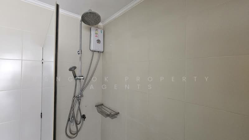 Sathorn Gardens, Bangkok, 39 South Sathorn Road, Thung Maha Mek, Sathon, Bangkok, 3 Bedrooms, 201 sqm, Condo For Rent, by BANGKOK PROPERTY AGENTS, 500175995 - DDproperty.com