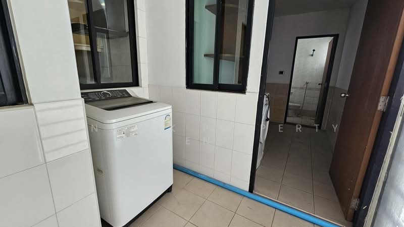 Sathorn Gardens, Bangkok, 39 South Sathorn Road, Thung Maha Mek, Sathon, Bangkok, 3 Bedrooms, 201 sqm, Condo For Rent, by BANGKOK PROPERTY AGENTS, 500175995 - DDproperty.com