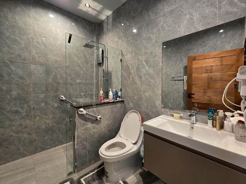 พัฒนาการ 38, Bangkok, พัฒนาการ 38, Suan Luang, Suan Luang, Bangkok, 3 Bedrooms, 310 sqm, Single Detached House For Rent, by Somchai Ruechajirakit, 500175998 - DDproperty.com