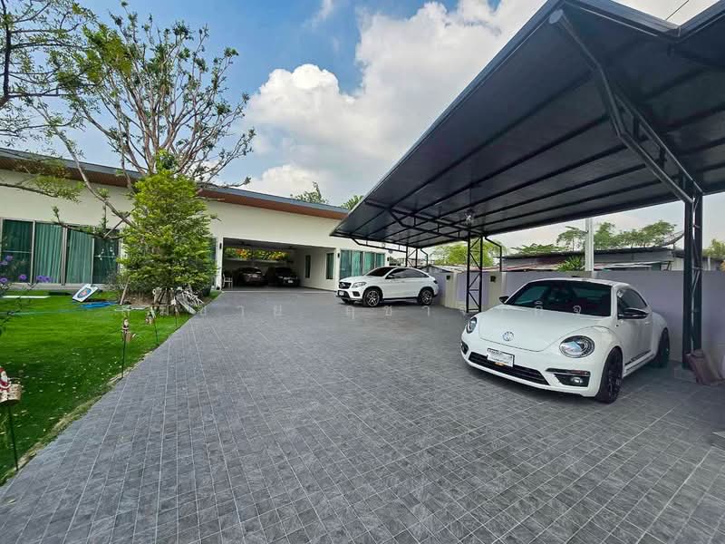 พัฒนาการ 38, Bangkok, พัฒนาการ 38, Suan Luang, Suan Luang, Bangkok, 3 Bedrooms, 310 sqm, Single Detached House For Rent, by Somchai Ruechajirakit, 500175998 - DDproperty.com