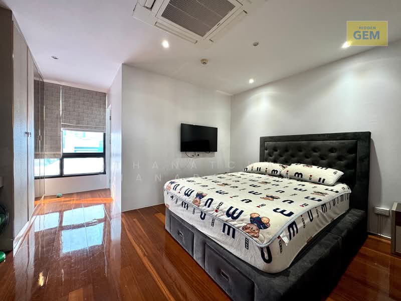 Prime Mansion One, Bangkok, Soi Sukhumvit 31, Khlongtoei Nua, Watthana, Bangkok, 3 Bedrooms, 248 sqm, Condo For Sale, by Thanatcha Thanapaisan, 500176011 - DDproperty.com