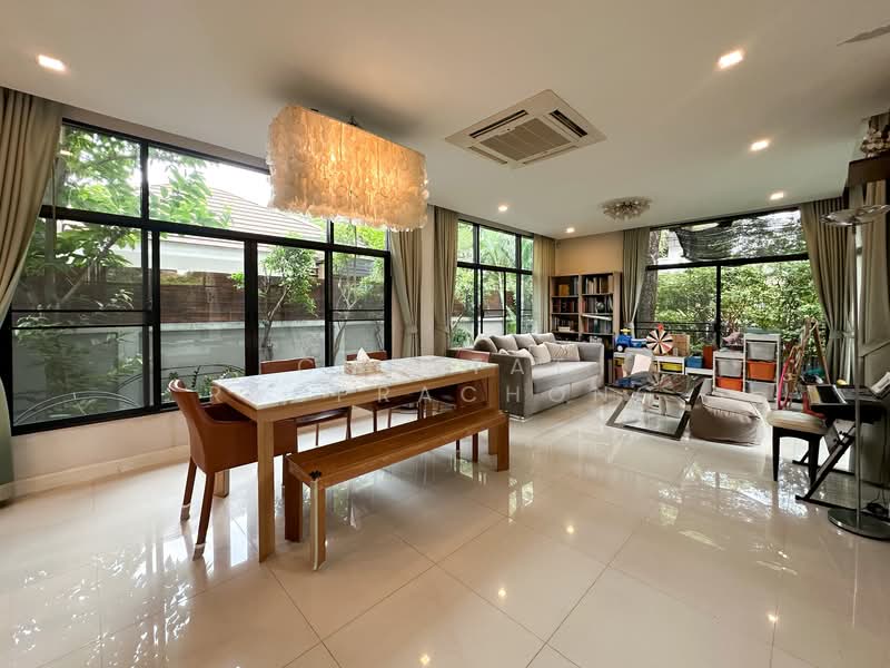 Urban Sathorn, Bangkok, Ratchaphruek Road, Bang Chak, Phasi Charoen, Bangkok, 3 Bedrooms, 243 sqm, Townhouse For Sale, by Chantat Raoprachong, 500176012 - DDproperty.com