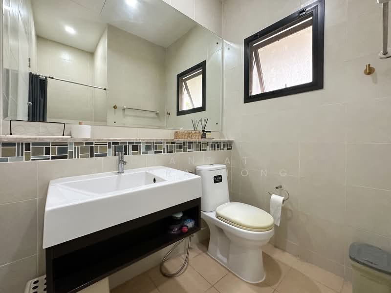 Urban Sathorn, Bangkok, Ratchaphruek Road, Bang Chak, Phasi Charoen, Bangkok, 3 Bedrooms, 243 sqm, Townhouse For Sale, by Chantat Raoprachong, 500176012 - DDproperty.com