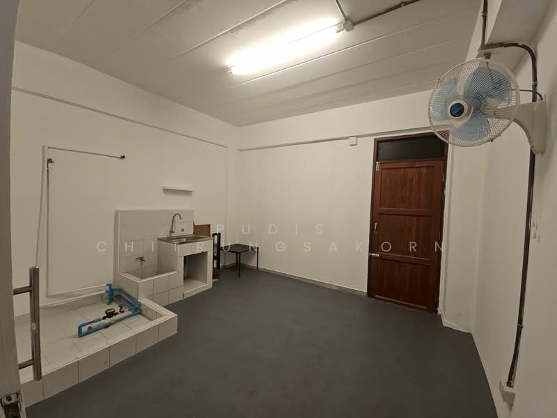 Phatthanakan 43 – Commercial Space for Rent (Ground Floor Only), Bangkok, Suan Luang, Suan Luang, Bangkok, , 180 sqm, Shophouse For Rent, by Pudis Chitrungsakorn, 500176015 - DDproperty.com