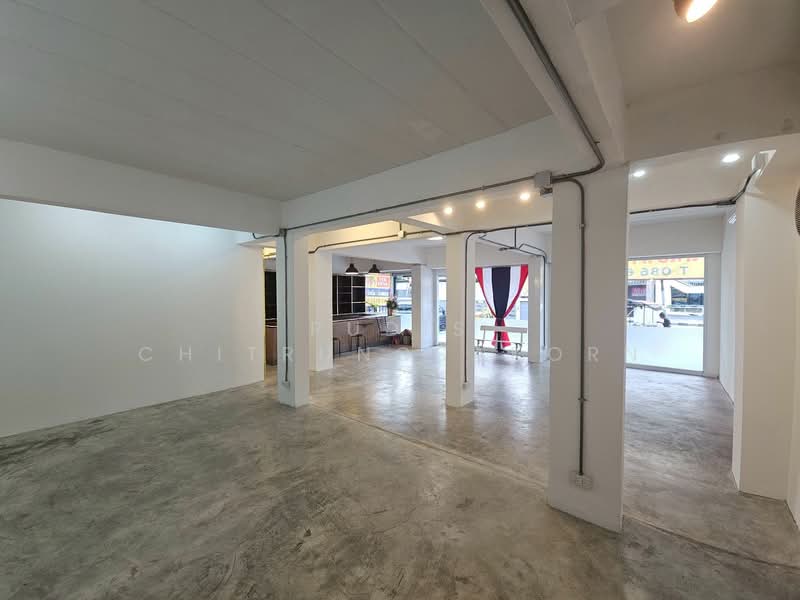 Phatthanakan 43 – Commercial Space for Rent (Ground Floor Only), Bangkok, Suan Luang, Suan Luang, Bangkok, , 180 sqm, Shophouse For Rent, by Pudis Chitrungsakorn, 500176015 - DDproperty.com