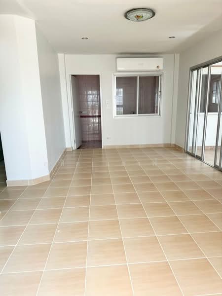 ให้เช่าบ้านเดี่ยว ม.อคาเดีย หนองยายบู่ ศรีราชา, Chon Buri (Pattaya), Surasak, Si Racha, Chon Buri (Pattaya), 3 Bedrooms, 120 sqm, Single Detached House For Rent, by Dusit Saengfa, 500176025 - DDproperty.com