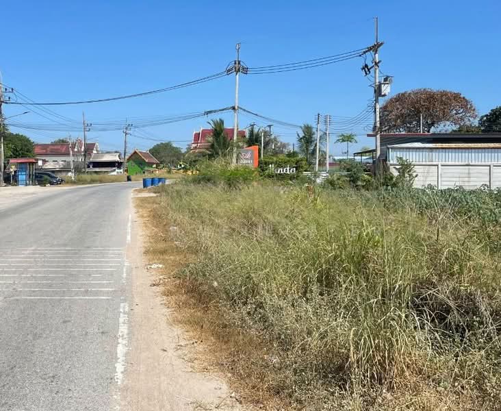 Land for sale in Mae Nam Khu, 1 rai, Soi 5, next to a paved road, near Pa Sai Market (5 km),, Rayong, Mae Nam Khu, Pluak Daeng, Rayong, , 2,472 sqm, Land For Sale, by richwellinter, 500176039 - DDproperty.com