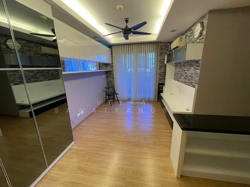 Thru Thonglor, กรุงเทพ, ถนนเพชรบุรีตัดใหม่ แขวงบางกะปิ เขตห้วยขวาง กรุงเทพมหานคร, บางกะปิ, ห้วยขวาง, กรุงเทพ, 57 ตร.ม., คอนโด ขาย, โดย Veera Sawatrangsri, 500176071 - DDproperty.com