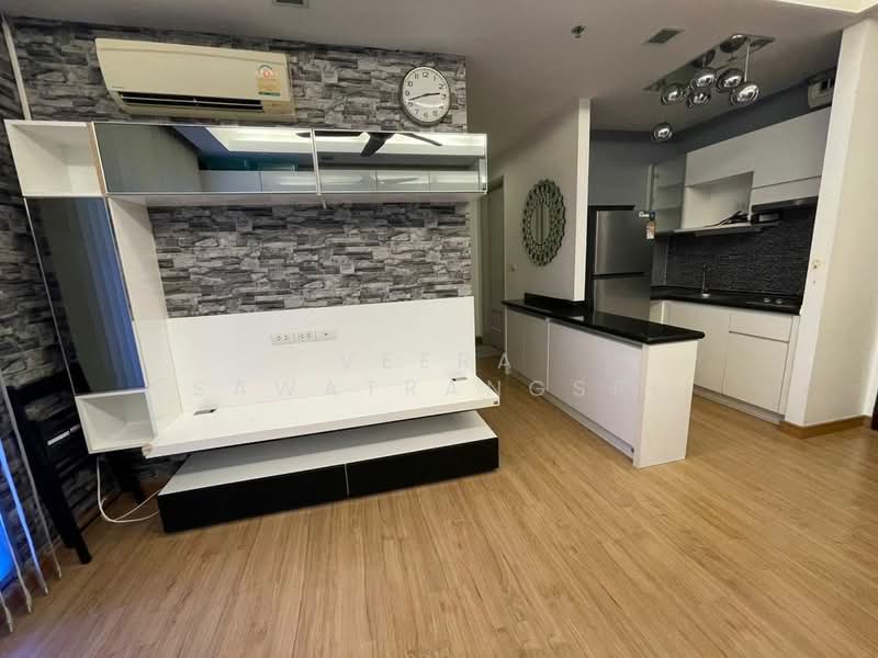 Thru Thonglor, Bangkok, Petchaburi Road, Bang Kapi, Huai Khwang, Bangkok, 2 Bedrooms, 57 sqm, Condo For Sale, by Veera Sawatrangsri, 500176071 - DDproperty.com