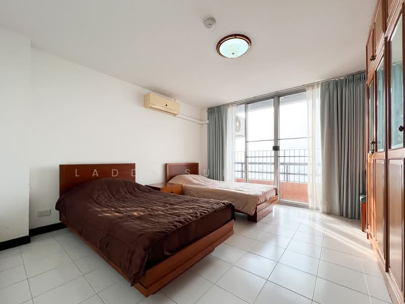 Rama Harbour View : รามาฮาร์เบอร์วิวคอนโดมิเนียม, ชลบุรี, 25 ซอย หมู่บ้านโฮมทาวน์ เฟส 2 ซอย 4, สุรศักดิ์, ศรีราชา, ชลบุรี, 140 ตร.ม., คอนโด ขาย, โดย Ladda Suebthai, 500176095 - DDproperty.com