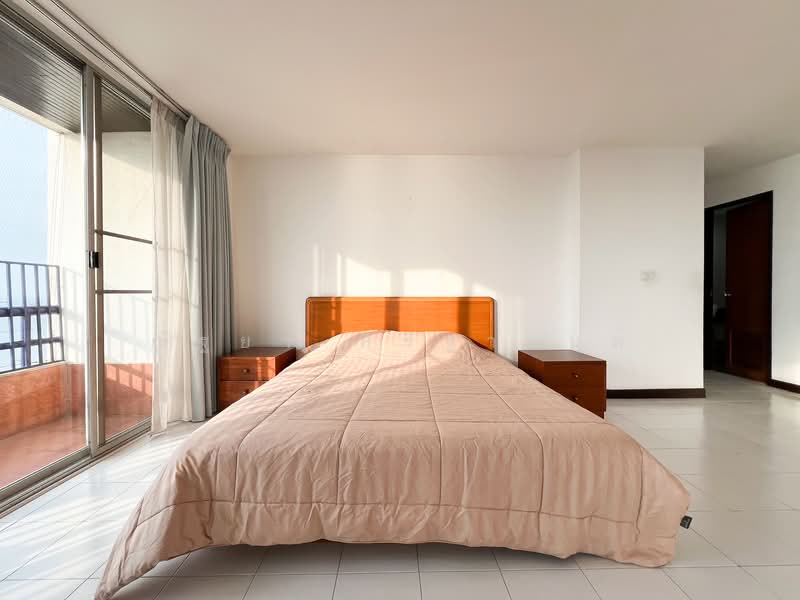 Rama Harbour View, Chon Buri (Pattaya), 25 Soi Mu Ban Home Town Phase 2 Soi 4, Surasak, Si Racha, Chon Buri (Pattaya), 2 Bedrooms, 140 sqm, Condo For Sale, by ณัฐยา ศิริฐานนท์, 500176097 - DDproperty.com