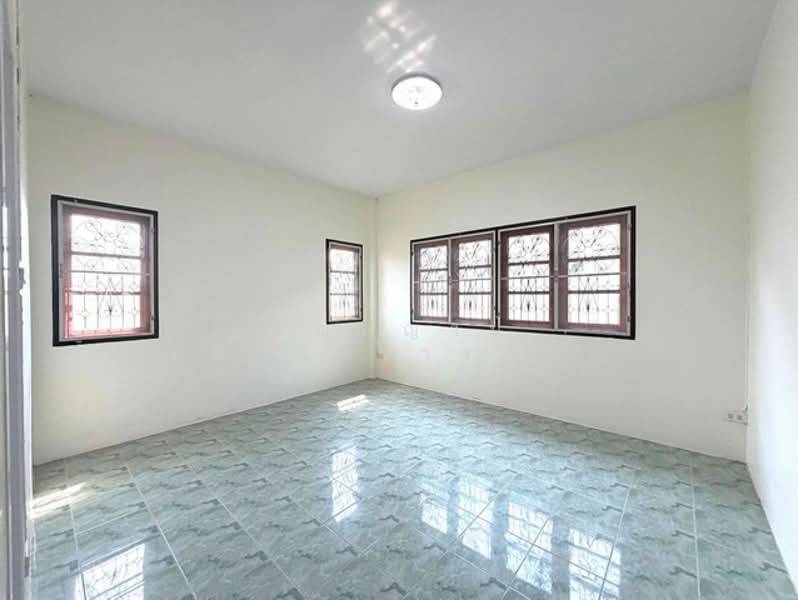 Baan Phrueksa 3 Bang Bua Thong, Nonthaburi, Soi Moobaan Phrueksa 3, Bang Khu Rat, Bang Bua Thong, Nonthaburi, 3 Bedrooms, 82 sqm, Single Detached House For Sale, by อัญธิญาน์ อัศวะถาวรกิตติ์, 500176108 - DDproperty.com