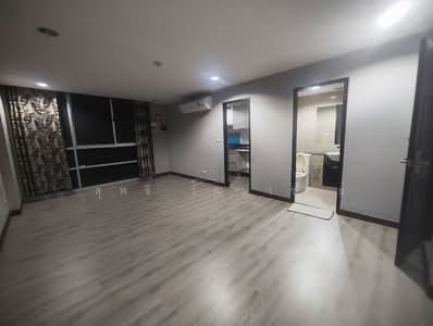 ขาย - The Kris Ratchada 17 : เดอะ คริส รัชดา 17, กรุงเทพ