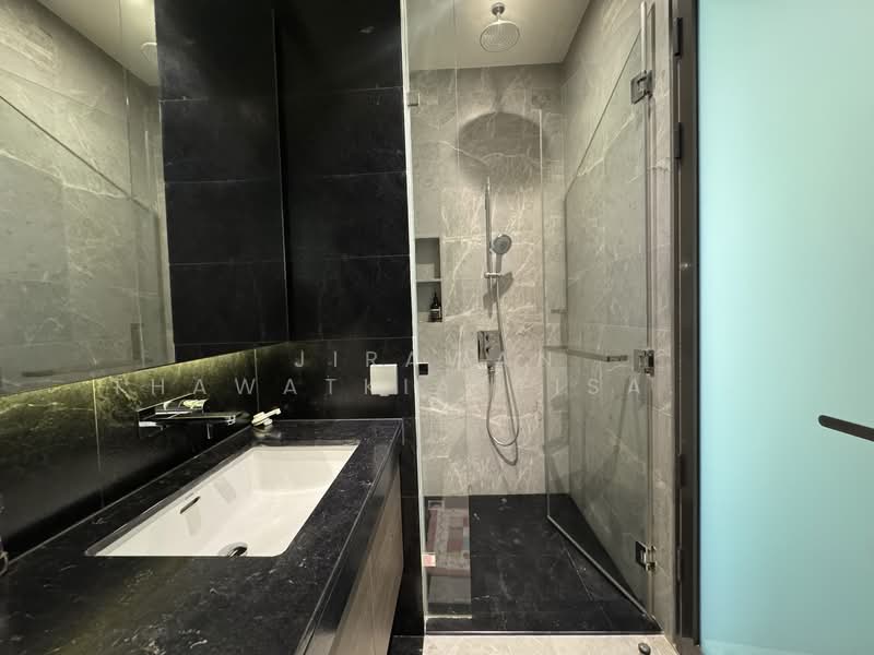 28 Chidlom, Bangkok, 28 Chit Lom Alley, Lumphini, Pathum Wan, Bangkok, 2 Bedrooms, 75 sqm, Condo For Sale, by Jirawan Thawatkiattisak (Eve), 500176150 - DDproperty.com