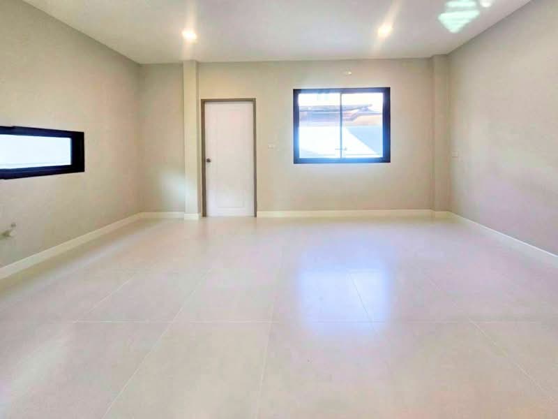 Chonlada Bangbuathong, Nonthaburi, Bang Kruai - Sai Noi Road, Bang Bua Thong, Bang Bua Thong, Nonthaburi, 4 Bedrooms, 337 sqm, Single Detached House For Sale, by เอนก, 500176165 - DDproperty.com