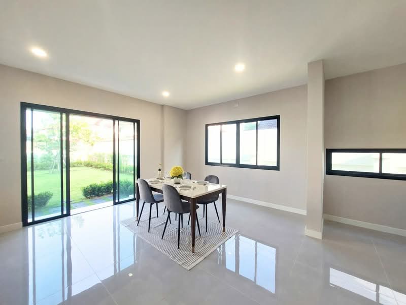 Chonlada Bangbuathong, Nonthaburi, Bang Kruai - Sai Noi Road, Bang Bua Thong, Bang Bua Thong, Nonthaburi, 4 Bedrooms, 337 sqm, Single Detached House For Sale, by เอนก, 500176165 - DDproperty.com