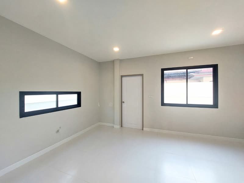 Chonlada Bangbuathong, Nonthaburi, Bang Kruai - Sai Noi Road, Bang Bua Thong, Bang Bua Thong, Nonthaburi, 4 Bedrooms, 337 sqm, Single Detached House For Sale, by เอนก, 500176165 - DDproperty.com