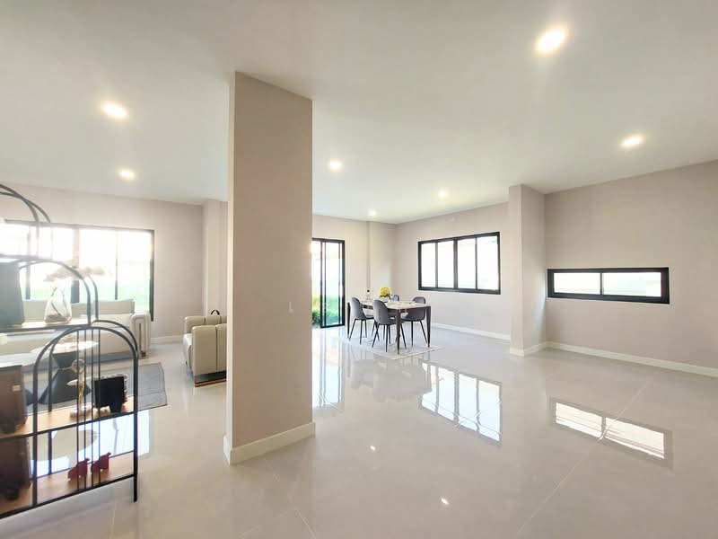Chonlada Bangbuathong, Nonthaburi, Bang Kruai - Sai Noi Road, Bang Bua Thong, Bang Bua Thong, Nonthaburi, 4 Bedrooms, 337 sqm, Single Detached House For Sale, by เอนก, 500176165 - DDproperty.com