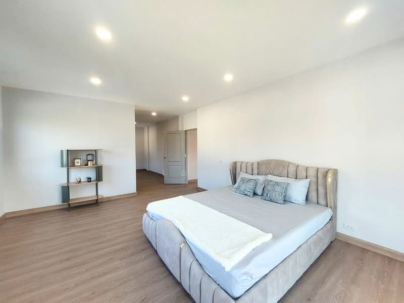 Chonlada Bangbuathong, Nonthaburi, Bang Kruai - Sai Noi Road, Bang Bua Thong, Bang Bua Thong, Nonthaburi, 4 Bedrooms, 337 sqm, Single Detached House For Sale, by เอนก, 500176165 - DDproperty.com
