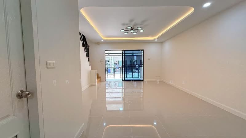 iField Bangna : ไอฟีล บางนา, กรุงเทพ, ถนนกาญจนาภิเษก, ดอกไม้, ประเวศ, กรุงเทพ, 131 ตร.ม., ทาวน์เฮ้าส์ ขาย, โดย สุพจี วัฒนารมย์, 500176175 - DDproperty.com