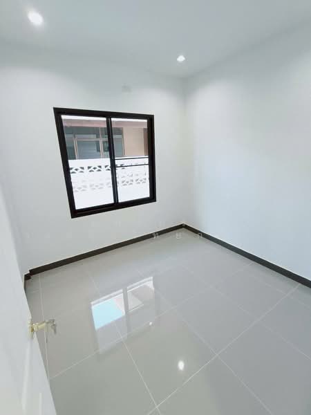 หมู่บ้านสุขใจวิลเลจ ถนนสุวินทวงศ์ 35 แขวงลำผักชี เขตหนองจอก, Bangkok, สุวินทวงศ์35, Lam Phak Chi, Nong Chok, Bangkok, 4 Bedrooms, 250 sqm, Single Detached House For Sale, by นภัสศรณ์ วงศ์สินไทยกร (นันท์), 500176182 - DDproperty.com