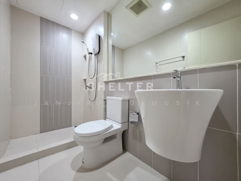 Baan Klang Muang Rama 9-Ramkhmahaeng, Bangkok, Soi Ramkhamhaeng 39, Phlapphla, Wang Thonglang, Bangkok, 3 Bedrooms, 150 sqm, Townhouse For Rent, by Janjira Polmusik, 500176189 - DDproperty.com