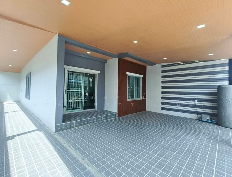 Ratchaphruek Suvarnabhumi-Ladkrabang Village, Bangkok, 397/183 Thanon Chalong Krung, Lam Pla Tiew, Lat Krabang, Bangkok, 4 Bedrooms, 128 sqm, Townhouse For Sale, by นภัสศรณ์ วงศ์สินไทยกร (นันท์), 500176193 - DDproperty.com