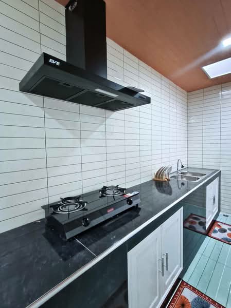 Ratchaphruek Suvarnabhumi-Ladkrabang Village, Bangkok, 397/183 Thanon Chalong Krung, Lam Pla Tiew, Lat Krabang, Bangkok, 4 Bedrooms, 128 sqm, Townhouse For Sale, by นภัสศรณ์ วงศ์สินไทยกร (นันท์), 500176193 - DDproperty.com