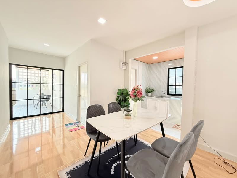 บ้านมีนบุรีการ์เด้นโฮม ถนนราษฎร์อุทิศ48 มีนบุรี, กรุงเทพ, ราษฎร์อุทิศ48, มีนบุรี, มีนบุรี, กรุงเทพ, 200 ตร.ม., บ้านเดี่ยว ขาย, โดย นภัสศรณ์ วงศ์สินไทยกร (นันท์), 500176205 - DDproperty.com