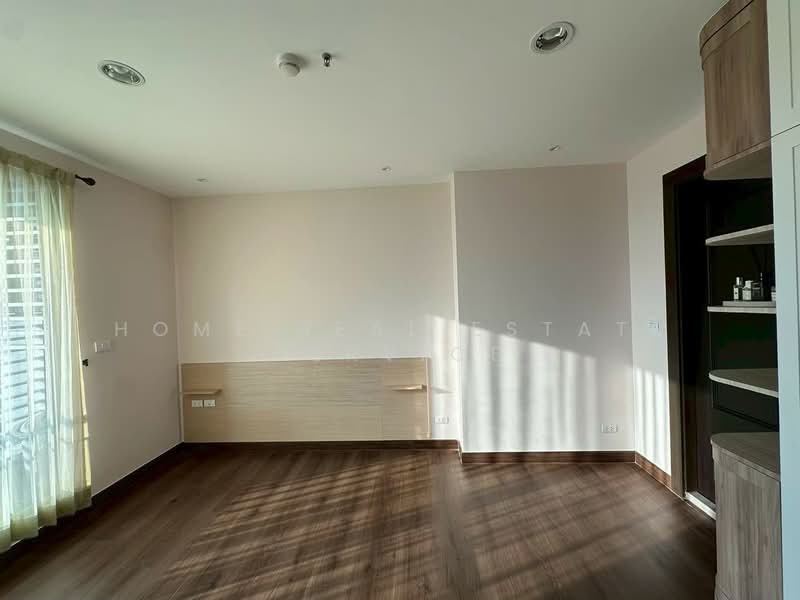 Rhythm Ratchada, Bangkok, 558 Ratchadaphisek Road, Samsen Nok, Huai Khwang, Bangkok, 1 Bedroom, 45 sqm, Condo For Sale, by HOME Real Estate Service, 500176224 - DDproperty.com